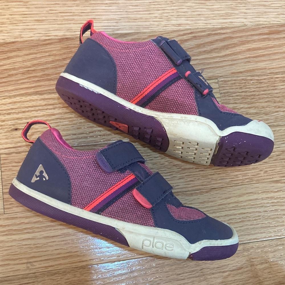 PLAE Kids Waterproof Sneakers - Pink and Purple - Picture 4 of 8